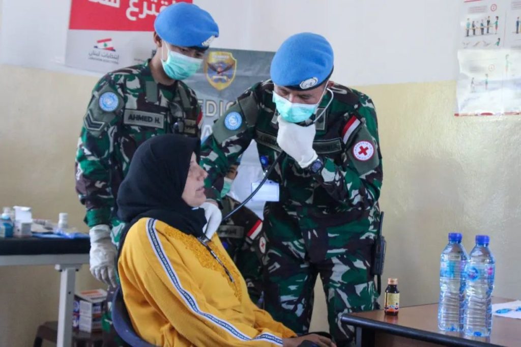 TNI Selalu Ramah, Humanis Dan Cintai Dimanapun Juga, Tim Medis Satgas INDOBATT XXIII Gelar Pengobatan di Lebanon Selatan