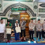 Ditbinmas Polda Metro Jaya Giat Suling dan Serahkan 100 Paket Sembako di Masjid As Syukur
