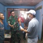 Babinsa Menteng Dampingi Yayasan Buddha Tzu Chi Indonesia Bedah Rumah
