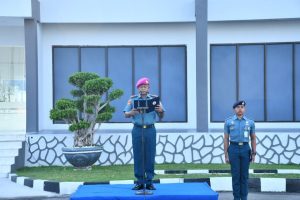 Lantamal I Laksanakan Kegiatan Upacara Bendera 17-an di Lapangan Apel Mako