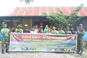Keceriaan Anak-anak Kaugapu, Brigif R 20 Kostrad Bersama Rakyat Renovasi Taman Kanak Kanak