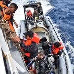 Bakamla RI Evakuasi Korban Kecelakaan 2 Kapal di Laut Timor