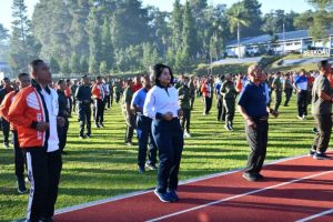 Komandan Lanal Bandung Hadiri Olahraga Bersama Panglima TNI di Sesko AU Lembang Jawa Barat
