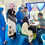 Memberi Manfaat Bagi Masyarakat, Lanal Simeulue Bersama Jalasenastri Cabang 8 Korcab I DJA I Gelar Bakti Kesehatan