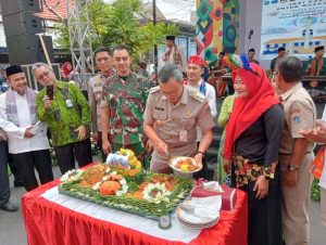 Semarakkan HUT DKI Jakarta, Danramil 08/JB Hadiri Pesta Rakyat Johar Baru