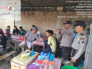 Patroli Dialogis Ke Supir Angkot, Kanit Binmas Polsek Balige Sampaikan Pesan Ini