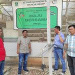 Kapolres Metro Bekasi Kota Berikan Bibit Tanaman untuk Masyarakat Kampung Tangguh Anti Narkoba