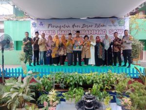 Babinsa Koramil 04/Gambir Menghadiri Dan Monitoring Acara Maulid Nabi Muhammad SAW
