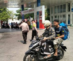 Polsek Diwek Jombang Tingkatkan Keamanan Patroli Di SPBU