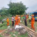 Penghijauan dan Lestarikan Lingkungan, Koramil 06/Cakung Bersama Tiga Pilar Cek Lokasi Lahan Tanam