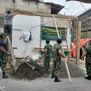 Karya Bakti TNI Satkowil, Kodim 0504/JS Bangun Pos Kamling