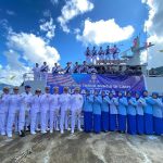 Upacara Tabur Bunga di Laut Dalam Rangka HUT Armada RI di Lanal Tarempa