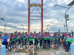 Rumkital Dr. Midiyato Suratani Gowes Persahabatan Bersama Klub Gowes KOSEINDO