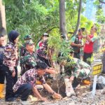 Dandim 0507/Bks Bersama 3 Pilar Menanam Pohon Dan Bersihkan Kali Dalam angka Hari Juang TNI AD Dan HUT Kodam Jaya Ke-74