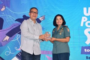 Komandan Lanal Bandung Bertindak Sebagai Narasumber Pada Workshop Corporate Communication dan Investor Relation