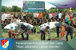 Kodim 0504/JS Bekerjasama Dengan Pemerintah Kota Administrasi Jakarta Selatan Melaksanakan Penanaman Pohon Produktif