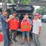 Babinsa Koramil 04/Gambir Berbagai Bersama Warga Masyarakat