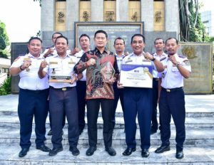 Pemerintah Kabupaten Lamongan Kembali Di Anugrahi Penghargaan Oleh PT Kereta APi Indonesia