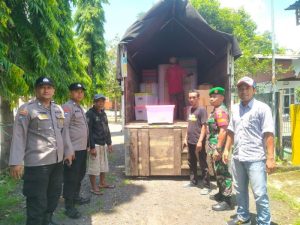 Penghantaran Logistik Pilihan Suara 14 Februari 2024 Dalam Bentuk Buku Panduan, Diterima Oleh Polis Sukodadi