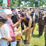 TMMD ke – 119,  Bupati Lamongan Yurhonur efendi Sukseskan Program Desa Berjaya