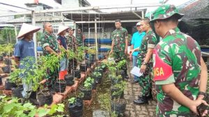 Pasiter Kodim 0505/JT Dampingi Tim Penilai Lomba Urban Farming