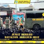 Batalyon Arhanud 6/BAY Melaksanakan Giat Jumat Berkah Sebagai Wujud Kepedulian Terhadap Masyarakat