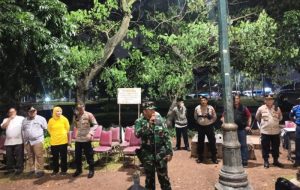 Jaga Kampung, Apel dan Patroli Empat Pilar Forkopimcam Duren Sawit Tingkatkan Kamtibmas
