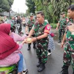 Koramil 03/Pasar Minggu Berbagi Takjil Buka Puasa