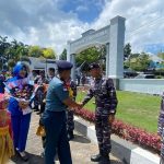 Panas Terik di Bulan Puasa Tidak Menyurutkan Semangat Prajurit Lanal Sabang Menyambut Komandan Lanal Sabang