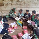 Babinsa Koramil 1710-05/Jila Bersama Satgas Yonif 116 Laksanakan Pendampingan Pelayanan Kesehatan Puskesmas Jila