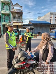 Sat Lantas Polres Toba Menghimbau Seluruh Pengguna Jalan Untuk Mengutamakan Keselamatan Daripada Kecepatan