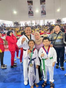 Juara 1 Kyorugi Di Raih Putri Serma Ahmad Maruloh, Kejuaraan Taekwondo Pangkostrad Cup 2024