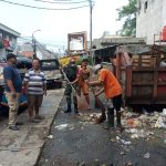Lingkungan Bersih, Babinsa Kel. Kayu Putih Bersama PPSU dan PPSU Kerja Bakti