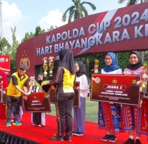 Polres Metro Jakarta Timur Raih Juara Umum Dalam Lomba HUT Bhayangkara ke-78 Tingkat Polda Metro Jaya