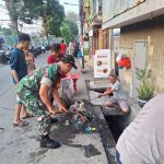 Babinsa Koramil 02/Sawah Besar Bersama Warga Laksanakan Kerja Bakti