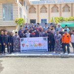 Gerakan Jumat Berbagi, Prajurit Posal Gunungsitoli Laksanakan Pembagian Makanan Kepada Jama’ah Masjid Al- Furqan