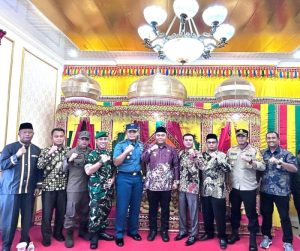 Danlanal Simeulue Hadiri Penyambutan dan Peusijuek PJ. Bupati Simeulue