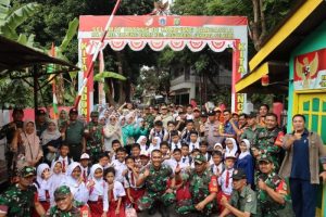 Tim Penilai Lomba Kampung Pancasila dari Staf Teritorial Kodam Jaya Kunjungi RW.03 Tanjung Barat