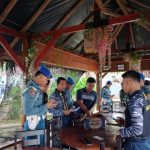 Cegah Pelanggaran Hukum dan Berantas Judi Online, Staf Intelijen dan Denpomal Lanal Simeulue Sidak Gadget Prajurit
