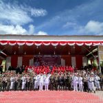 Danlanal Simeulue Pimpin Upacara Penurunan Bendera Sang Merah Putih Memperingati HUT Kemerdekaan RI ke-79