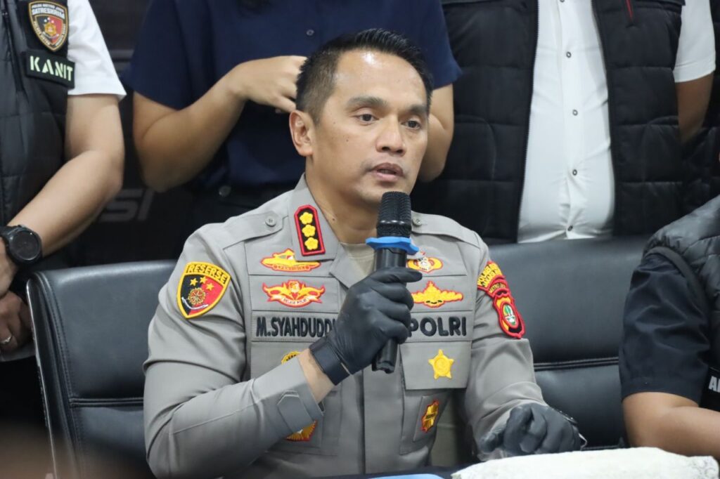 Polres Metro Jakarta Barat Selidiki Aksi Penyiraman Air Keras Terhadap Pasangan Muda – Mudi di Cengkareng