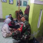 Sigap, Koramil 01/Tebet bantu Padamkan Kebakaran di Bukit Duri