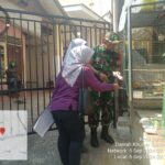 Babinsa Koramil 03/Pasar Minggu Bersama Kader Jumantik Laksanakan PSN