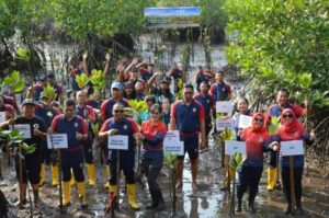 Bakamla RI Tanam 39.000 Bibit Mangrove di Batam