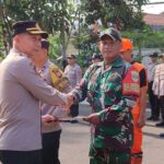 Pemberian Piagam Penghargaan Kepada Babinsa Koramil 54/Pulo Gadung Dari Polsek Pulo Gadung