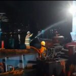 Bakamla RI Amankan Insiden Kebakaran Kapal Nelayan di Dermaga Muara Baru