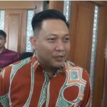 Sidang Perdana Kasus Pelanggaran ITE Dipadati Pendukung Terdakwa