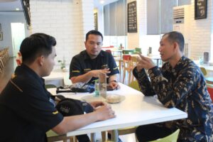 Kasi Humas Polsek Kemayoran Melakukan Sambang Dialogis
