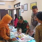 Kepedulian Terhadap Kesehatan Babinsa Koramil 07/Kemayoran Laksanakan Pendampingan Posyandu Balita Dan Lansia