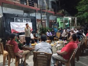 Kapolsek Ciracas Kembali Berdiskusi Terkait Kamtibmas dengan Warga Lewat Giat “Ngopi Kamtibmas” Jelang Pilkada Serentak